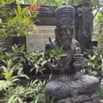 villa lotus jimbaran jardin statue